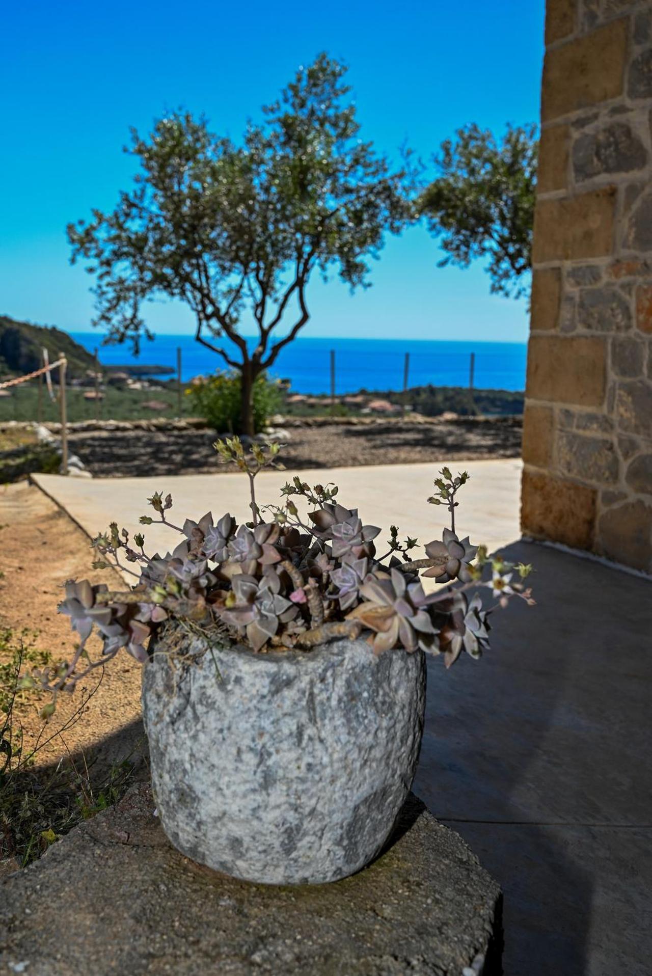 Athina'S Stone House In Kardamyli Villa Exterior photo