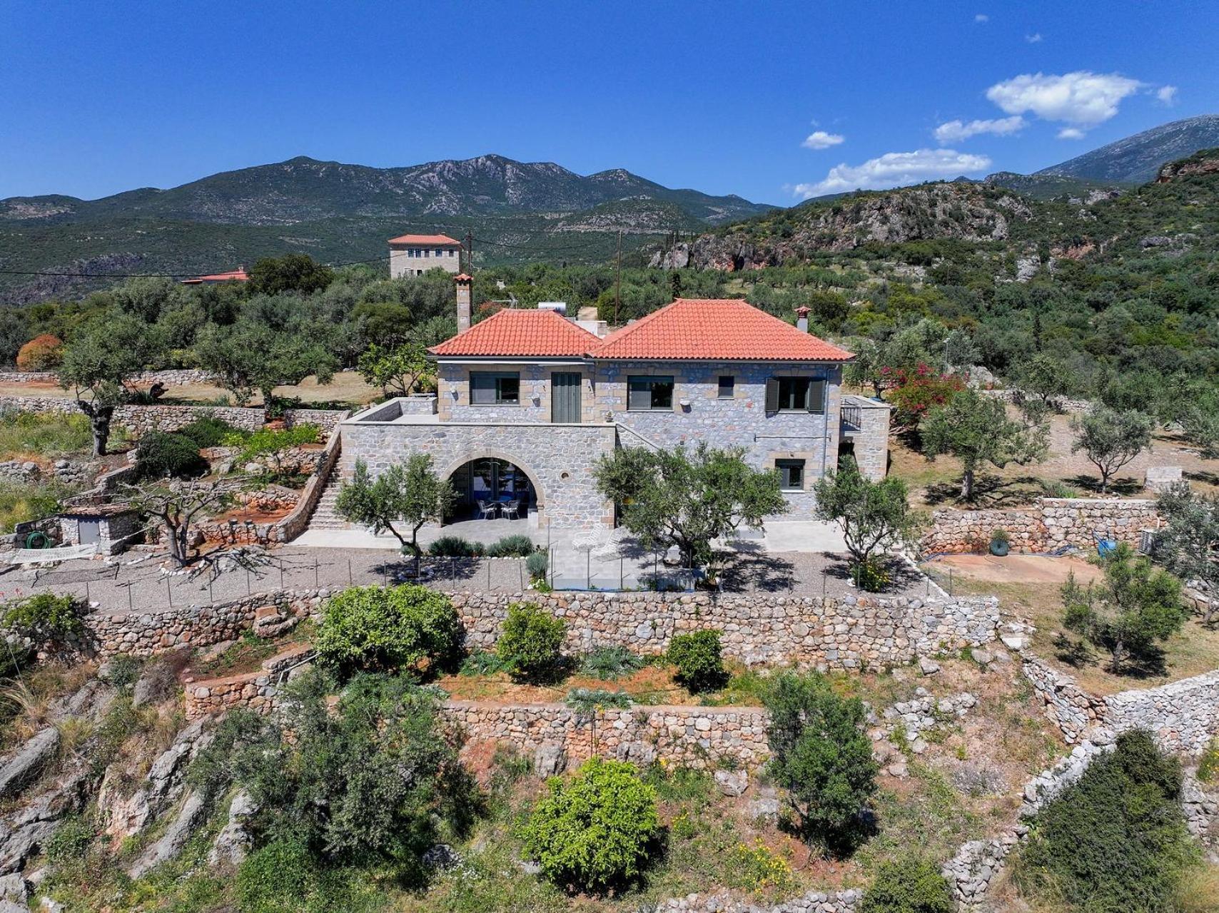 Athina'S Stone House In Kardamyli Villa Exterior photo