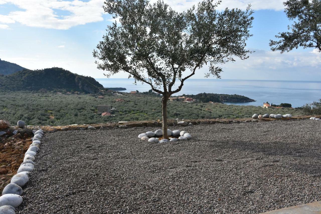 Athina'S Stone House In Kardamyli Villa Exterior photo